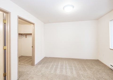 Pioneer Ridge Oregon City Apartments - 2 Bedroom x 2 Bathroom Suite